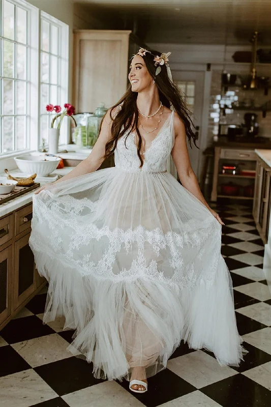 Price Cut Boho V-Neck Lace Tulle Wedding Dress