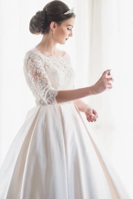 Final Clearance Princess Long Half Sleeves A-line White Wedding Dress with Beads