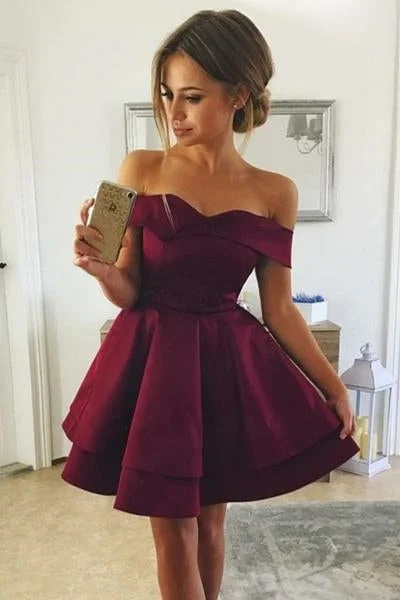 Online Only Off the shoulder Burgundy Short Homecoming Dress