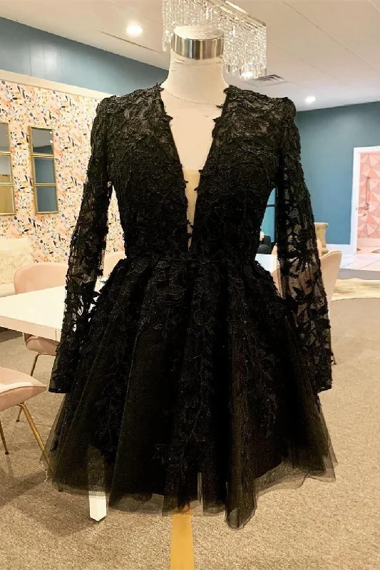 Limited Quantity Black Plunging V Neck Long Sleeves Appliques A-line Homecoming Dress