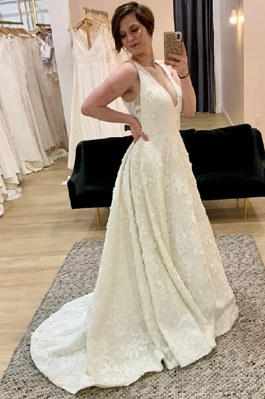 Instant Discount V-Neck A-line Ivory Long Wedding Dress with Lace