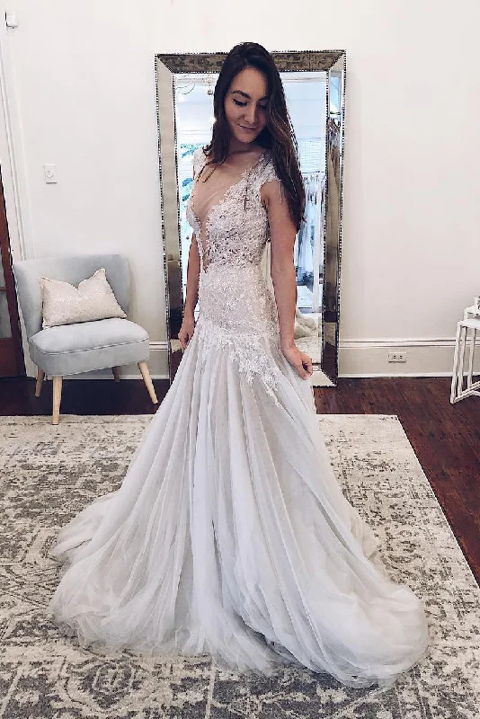 Weekend Deal Illusion Neck A-line Sheer Back Ivory Wedding Dress with Lace
