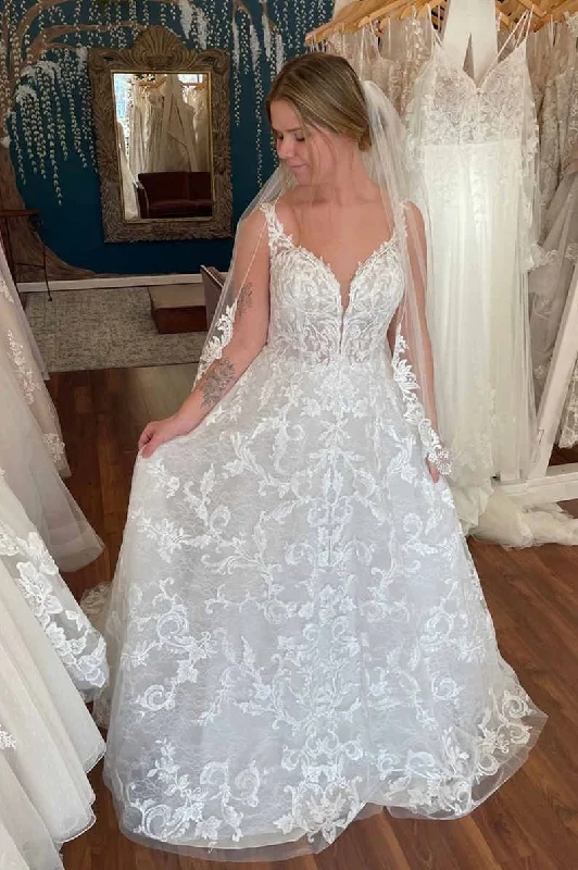 Year-End Clearance Pincess White A-Line Tulle Wedding Dress with Appliques