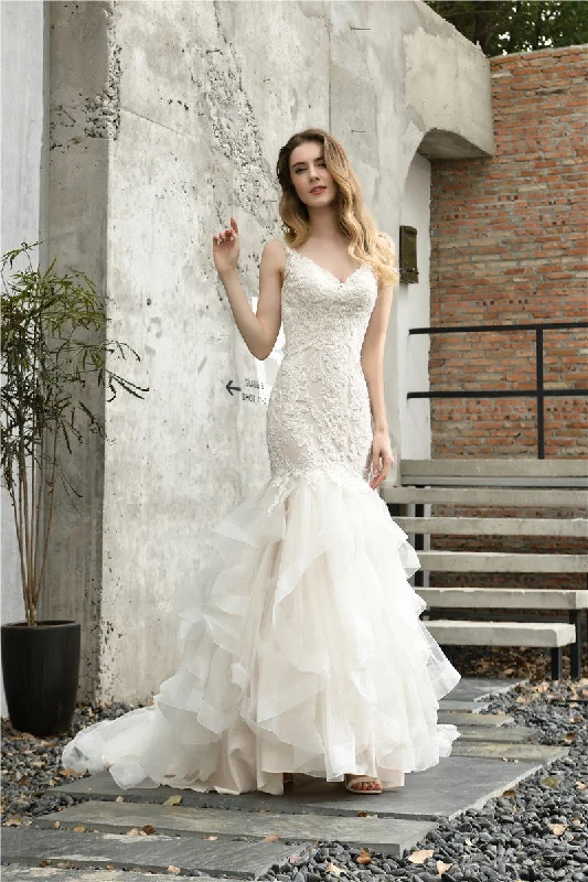Special Discount Princess Mermaid Ivory Wedding Dress with Cascading Ruffles