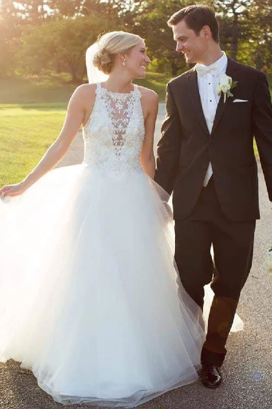 YEAR-End Sale Lace Appliques Sleeveless Long White Bridal Dress