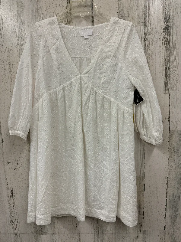 YEAR-End Sale White Dress Casual Short Clothes Mentor, Size S