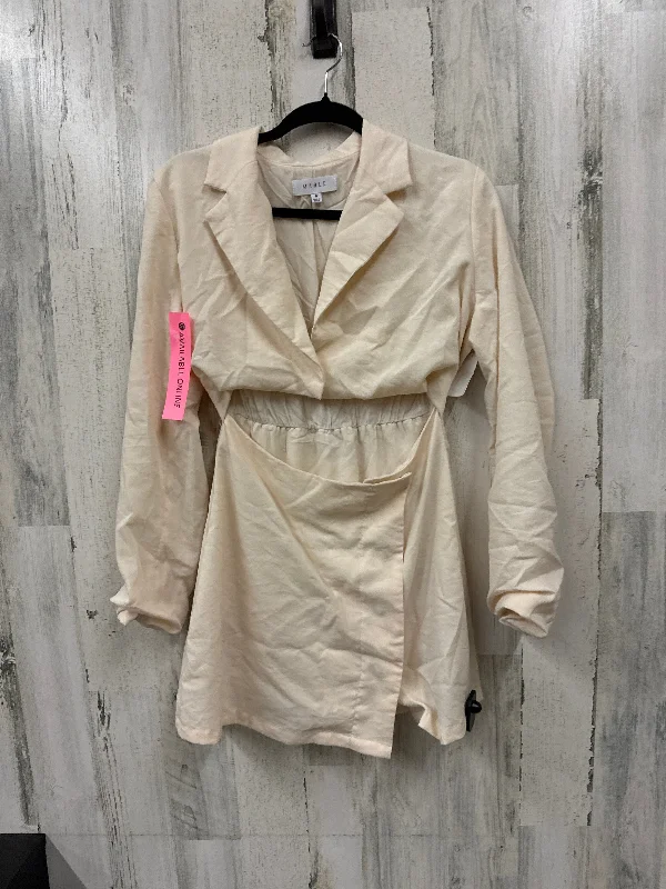 Steals and Deals Cream Dress Casual Short Mable, Size M
