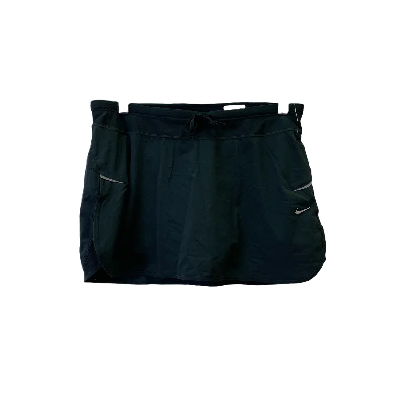 Last Chance Black Athletic Skort By Nike Apparel, Size: M