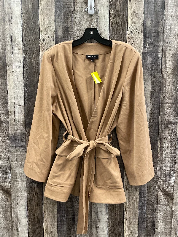 Year-End Clearance Blazer By Lane Bryant In Tan, Size: 18