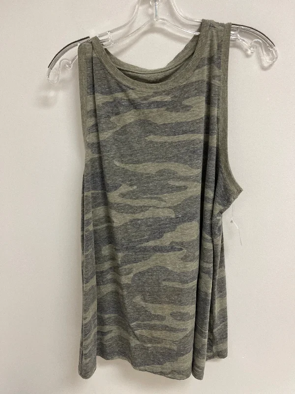 Price Smash Tank Top By Torrid In Camouflage Print, Size: Xl