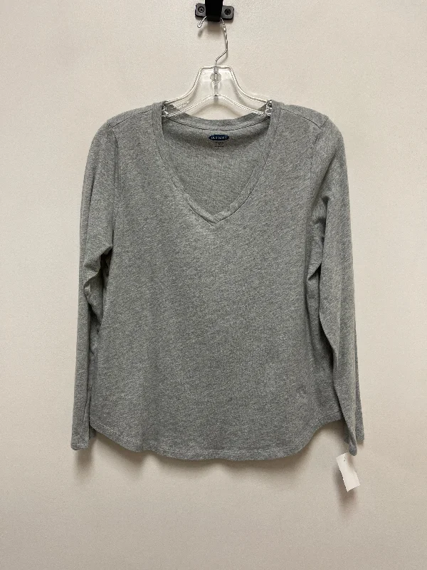 Price Slash Top Long Sleeve Basic By Old Navy In Grey, Size: M