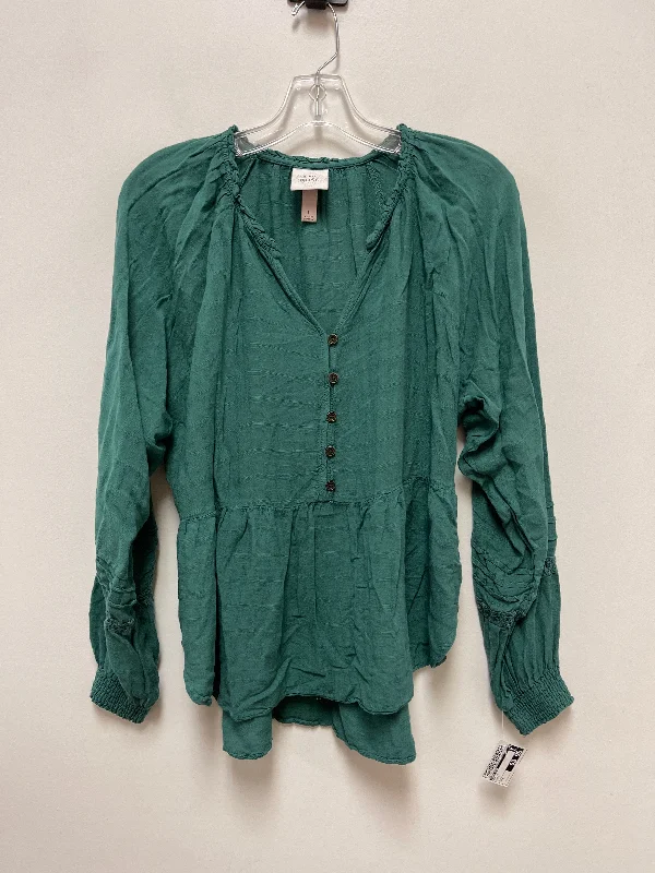 Daily Deals Top Long Sleeve By Knox Rose In Green, Size: L