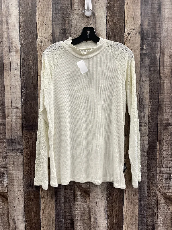 Huge Discounts Top Long Sleeve By Maurices In Cream, Size: 2x