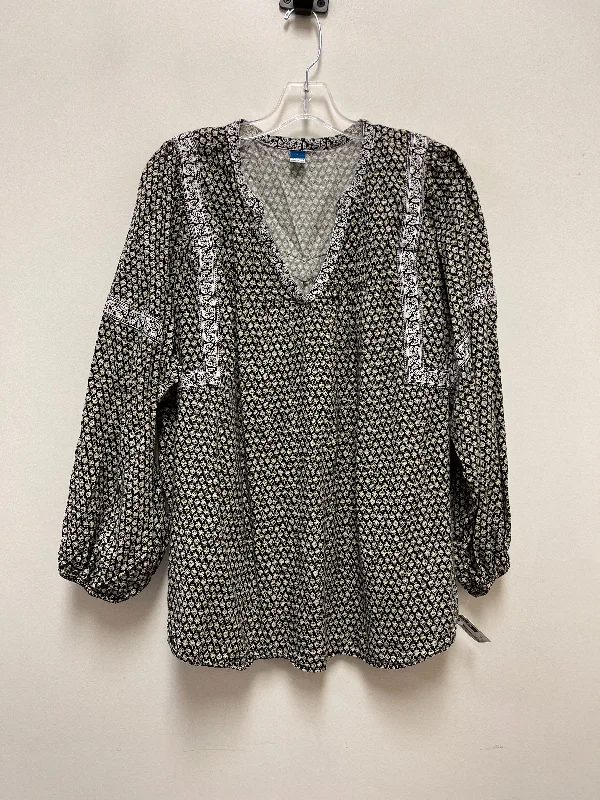 Extra Savings Top Long Sleeve By Old Navy In Black & White, Size: Xl