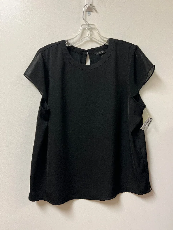 Act Fast Top Short Sleeve By Banana Republic In Black, Size: L