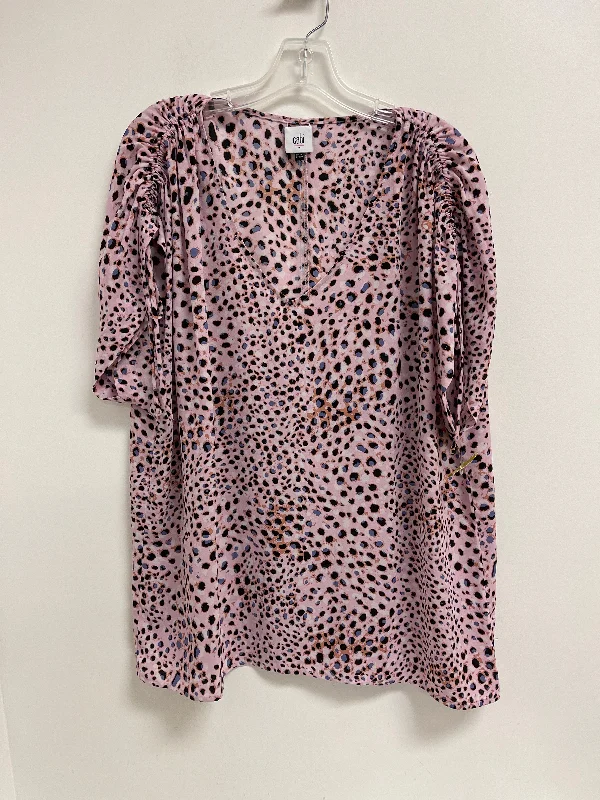 Steals and Deals Top Short Sleeve By Cabi In Pink, Size: M