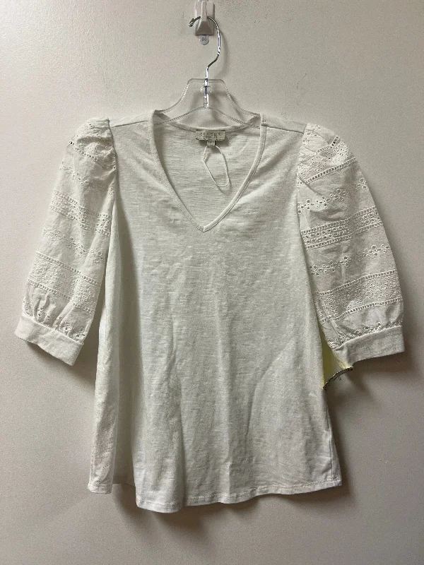 Epic Deals Top Short Sleeve By Chenault In White, Size: Xs
