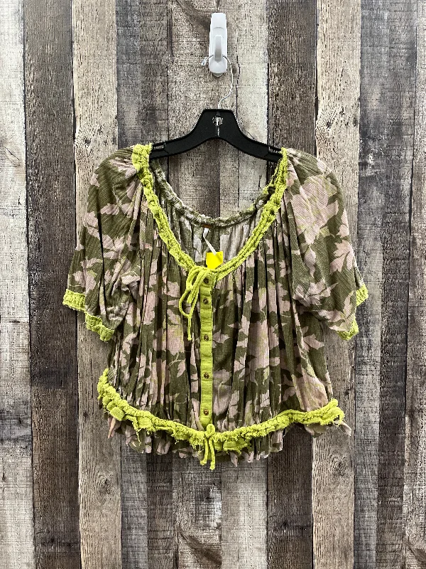 New Arrival Top Short Sleeve By Free People In Green, Size: M