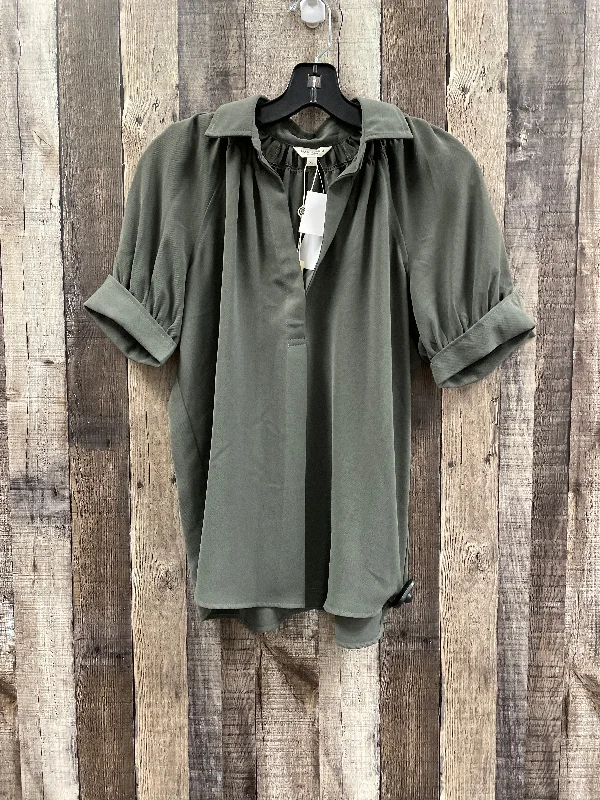 New Markdowns Top Short Sleeve By Max Studio In Green, Size: Xs
