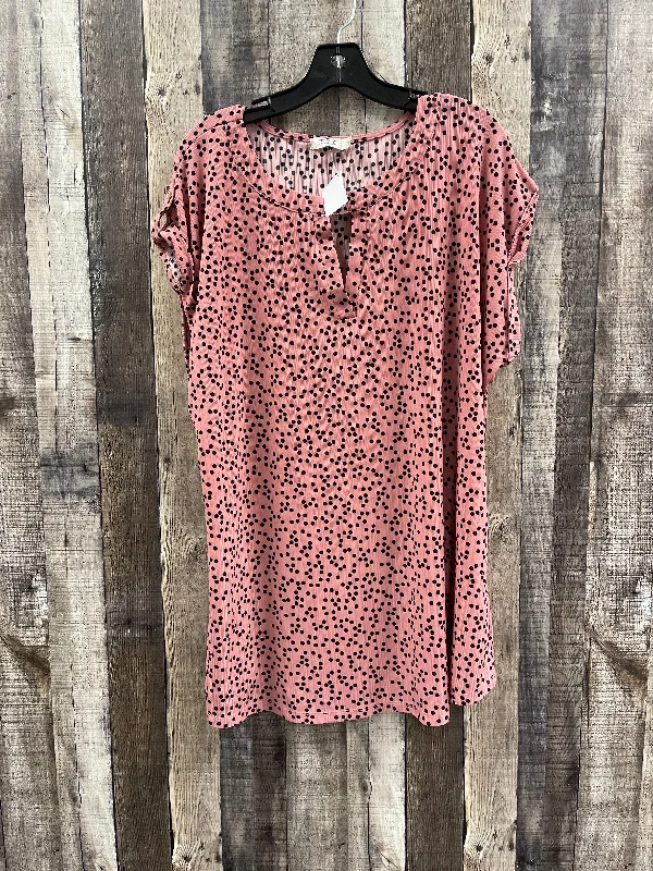 Savings Event Top Sleeveless By Cme In Mauve, Size: 3x
