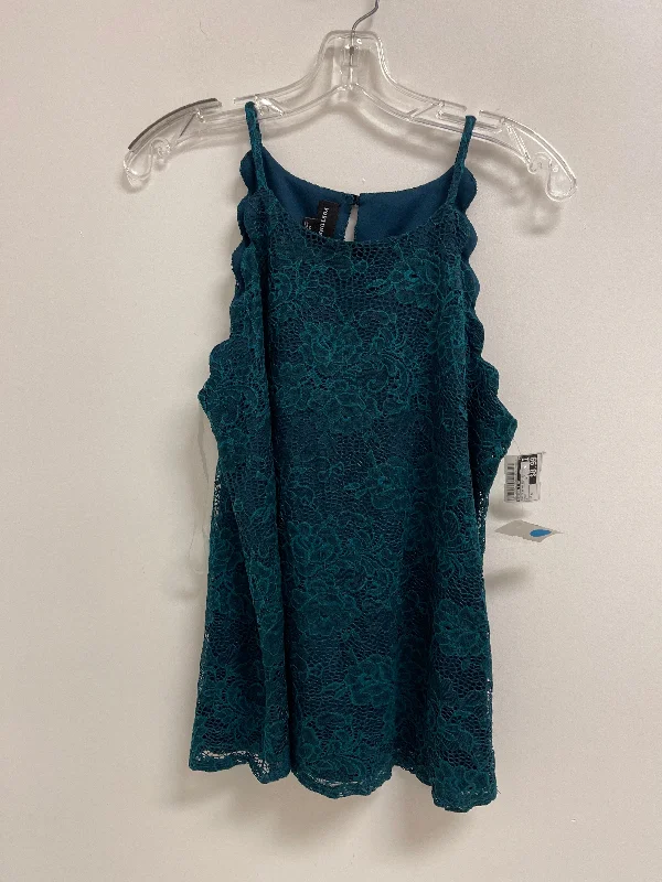 Referral Discount Top Sleeveless By Fortune & Ivy In Green, Size: M
