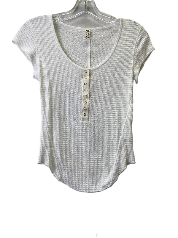 Massive Deals White Top Short Sleeve By Free People, Size: S