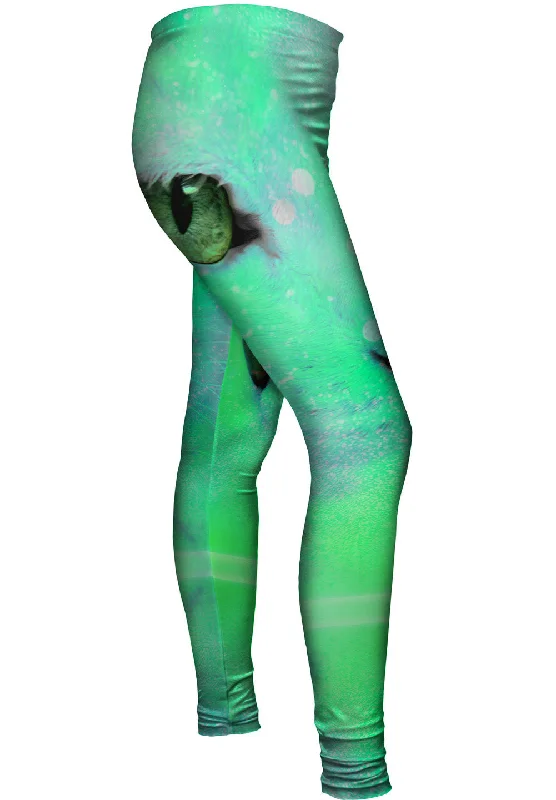 Price Drop Psychedelic Kitty Close Up