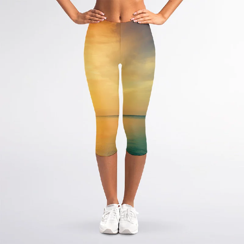 Super Sale Sunrise Beach Print Women's Capri Leggings