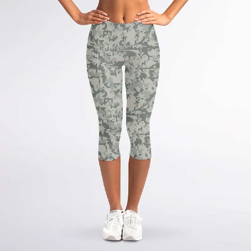 Can't Be Beat Tan Digital Camo Pattern Print Women's Capri Leggings