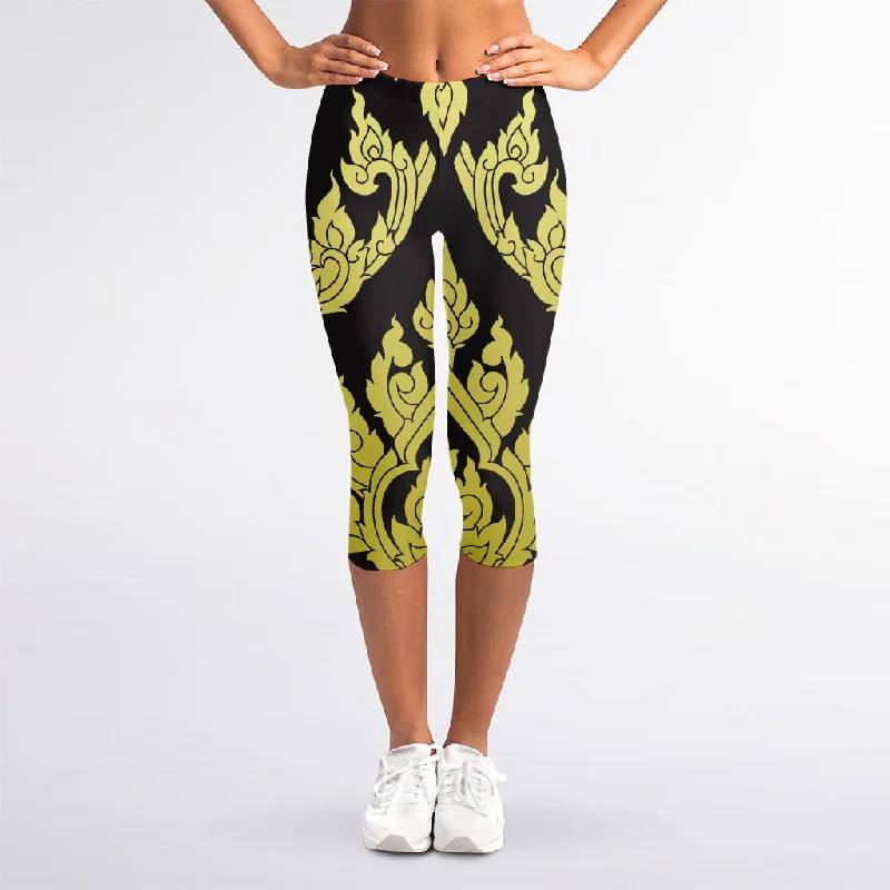 Mega Deal Thai Ornament Pattern Print Women's Capri Leggings