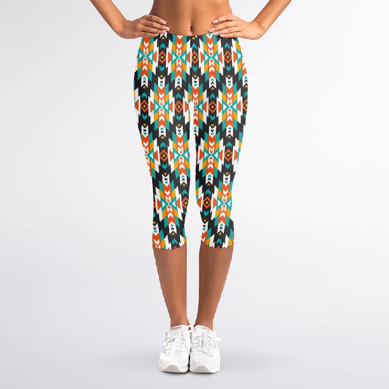 Can't Miss Tribal Native American Pattern Print Women's Capri Leggings