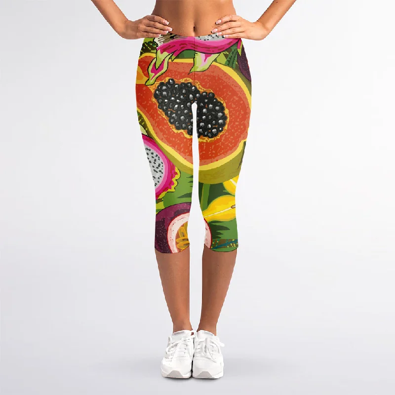 Price Break Tropical Jungle Fruits Pattern Print Women's Capri Leggings
