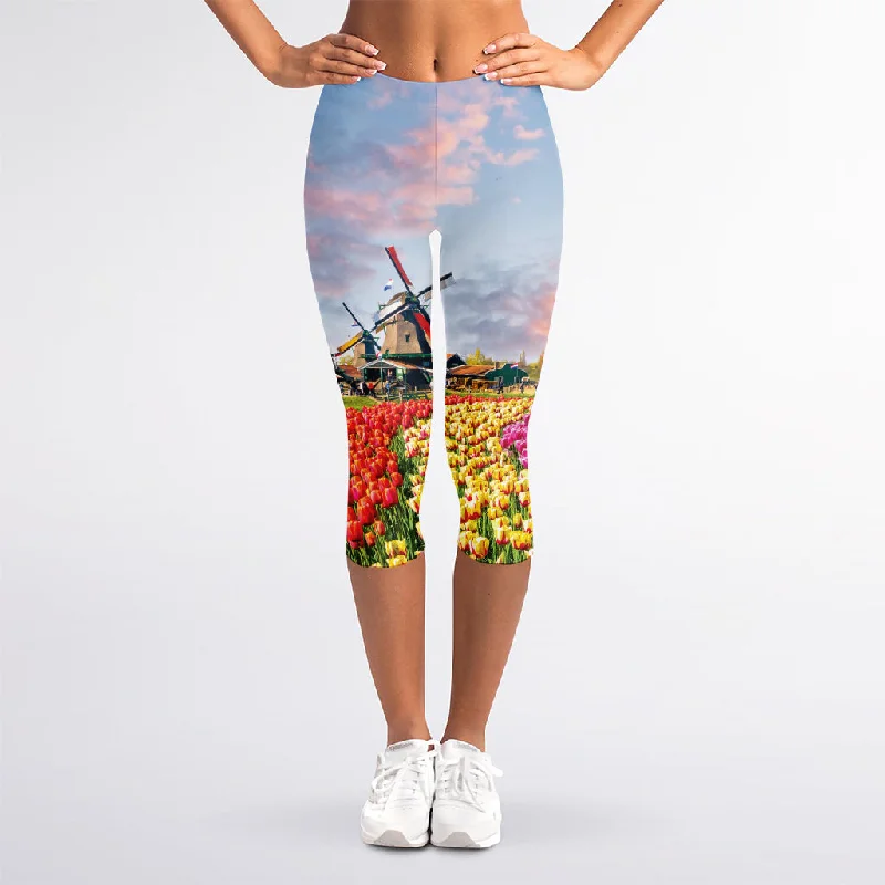 Exclusive Online Offer Tulip Field Print Women's Capri Leggings