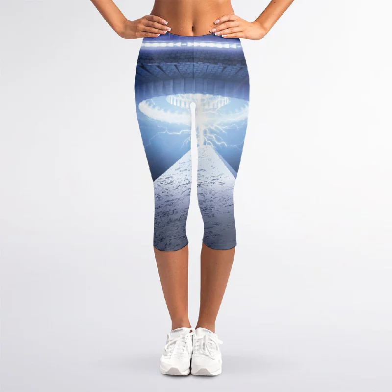 Mega Sale UFO Pyramid Print Women's Capri Leggings