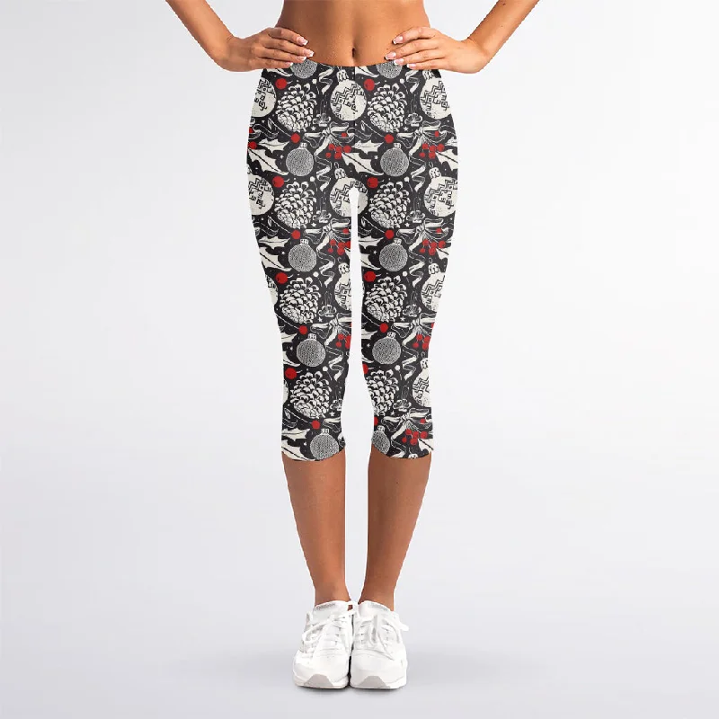 Special Promotion Vintage Christmas Decorations Print Women's Capri Leggings