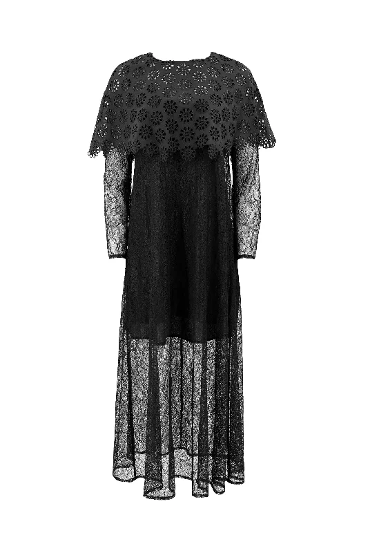 Massive Deals Vale Lace Dress in Black