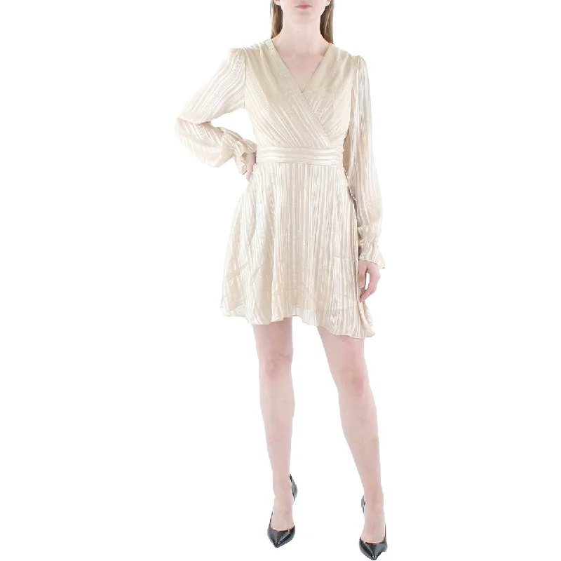 Price Break Bee Darlin Womens Juniors Chiffon Metallic Sheath Dress