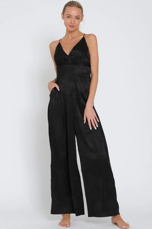 Overstock Mackenzie Sleeveless Back Tie Floral Print Wide Leg Jumpsuit Black